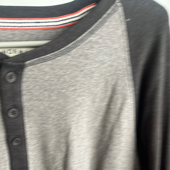 The Normal Henley - Picture 3 of 4